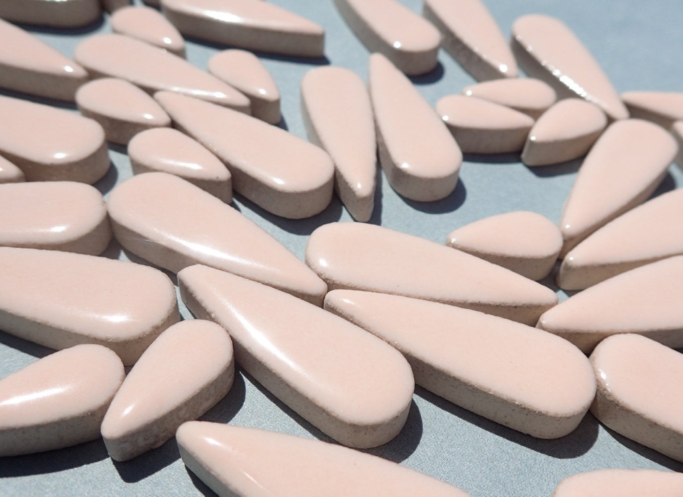 Sweet Pink Teardrop Mosaic Tiles - 50g Ceramic Petals in Mix of 2 Sizes 1/2" and 3/5"