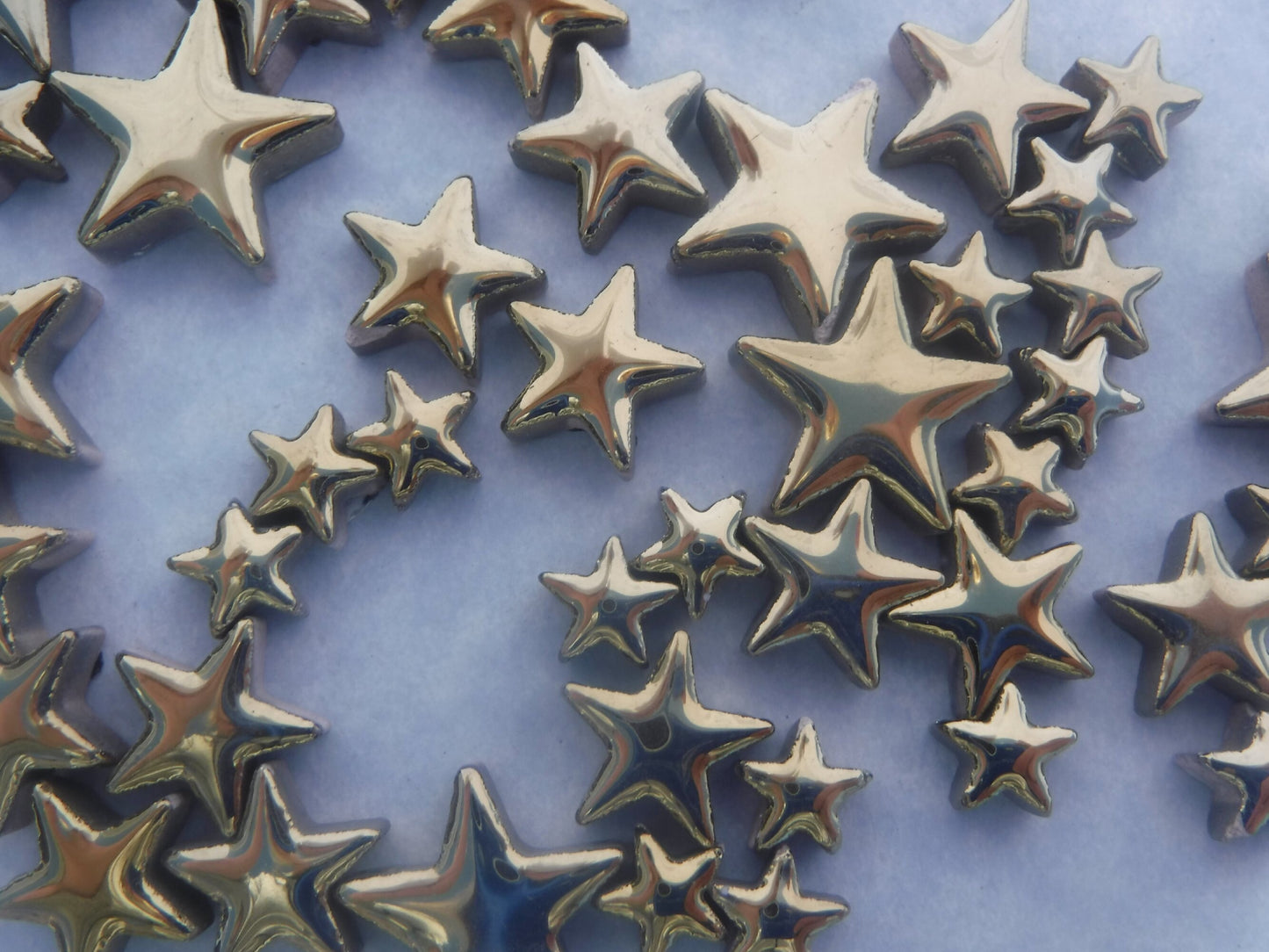 Gold Stars Mosaic Tiles - 50g Ceramic in Mix of 3 Sizes - 20mm, 15mm, 10mm