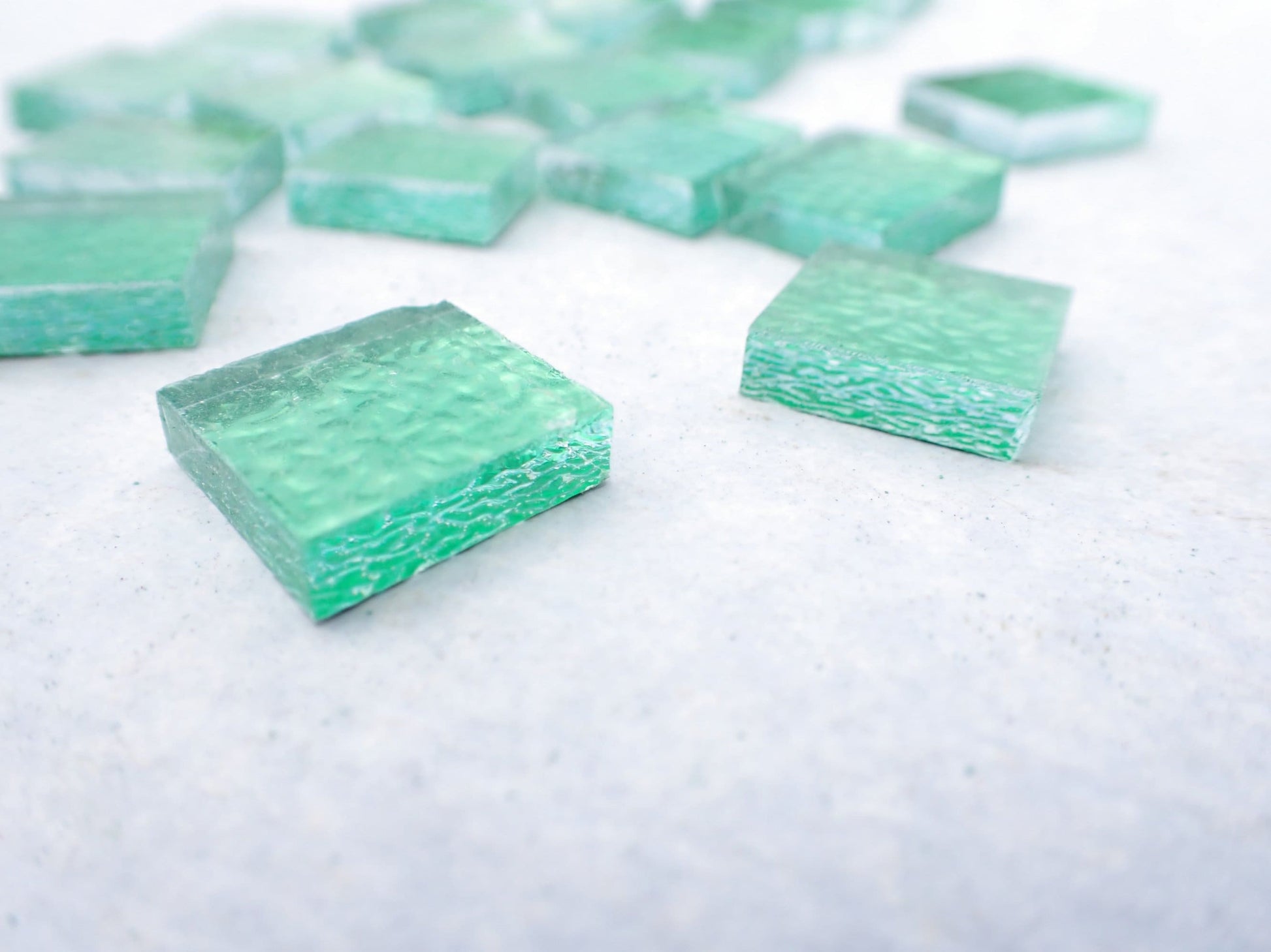 Green Textured Mirror Square Tiles - 50g - Approx 25 Glass Mosaic Tiles - 15mm