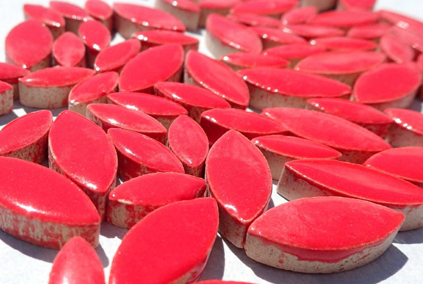 Bright Red Petals Mosaic Tiles - 50g Ceramic Leaves in 2 Sizes