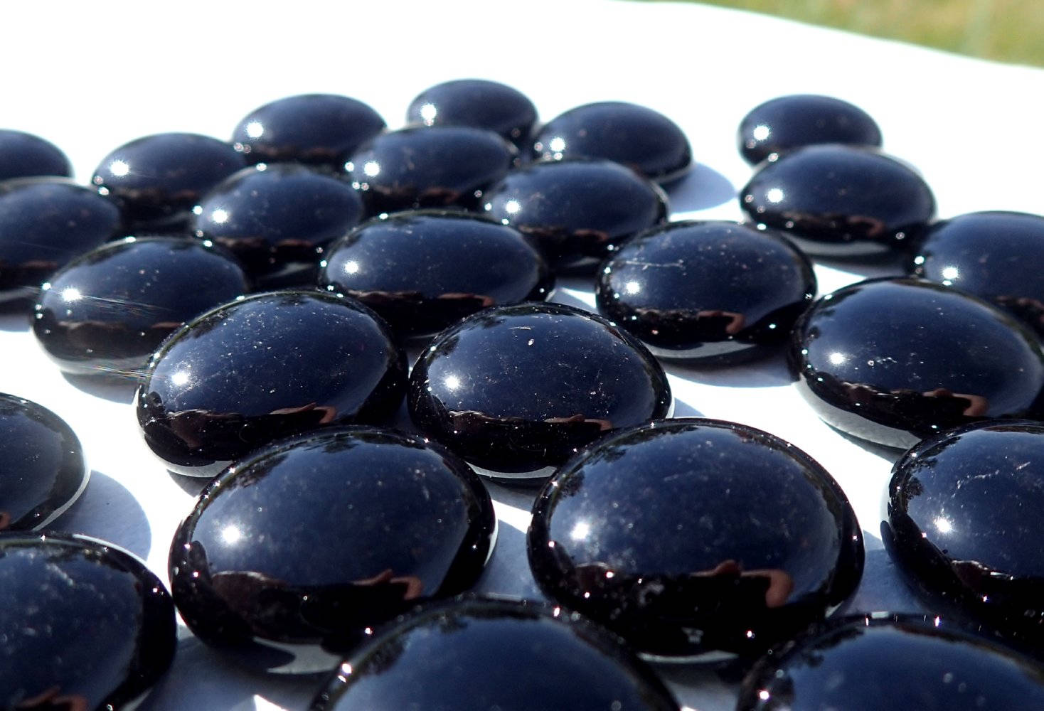 Black Glass Gems Mosaic Tiles - Set of 25 Shiny Ebony Vase Fillers Wedding Decor - 17-19 mm