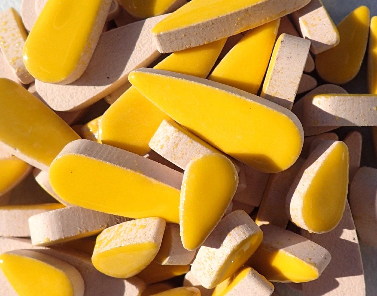 Lemon Yellow Teardrop Mosaic Tiles - 50g Ceramic Drops in Mix of 2 Sizes 1/2" and 3/5"