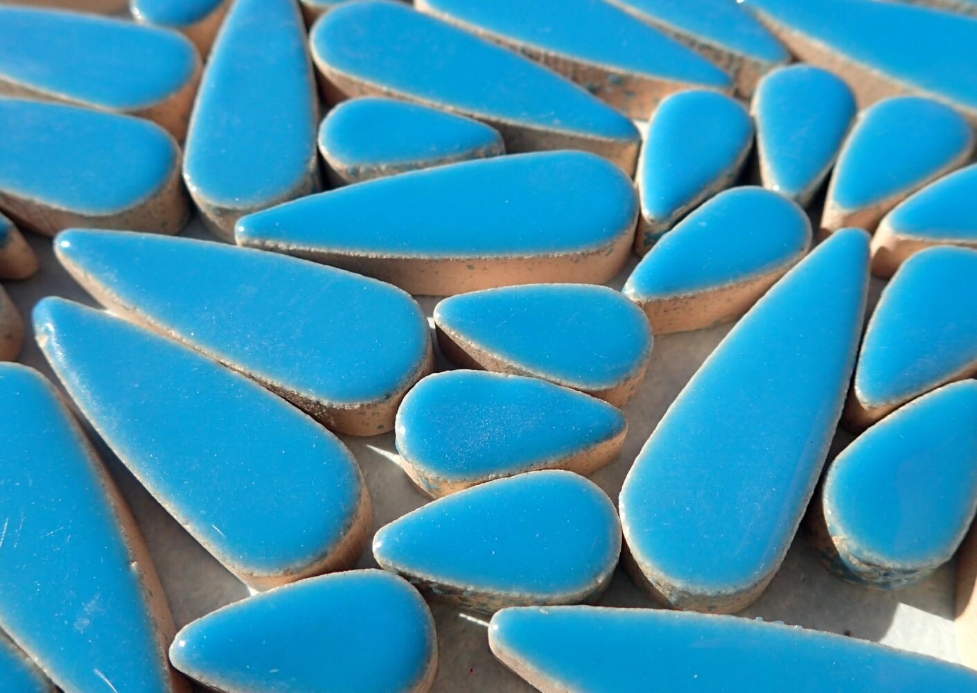 Mediterranean Blue Teardrop Mosaic Tiles - 50g Ceramic Petals in Mix of 2 Sizes 1/2" and 3/5" in Thalo Blue