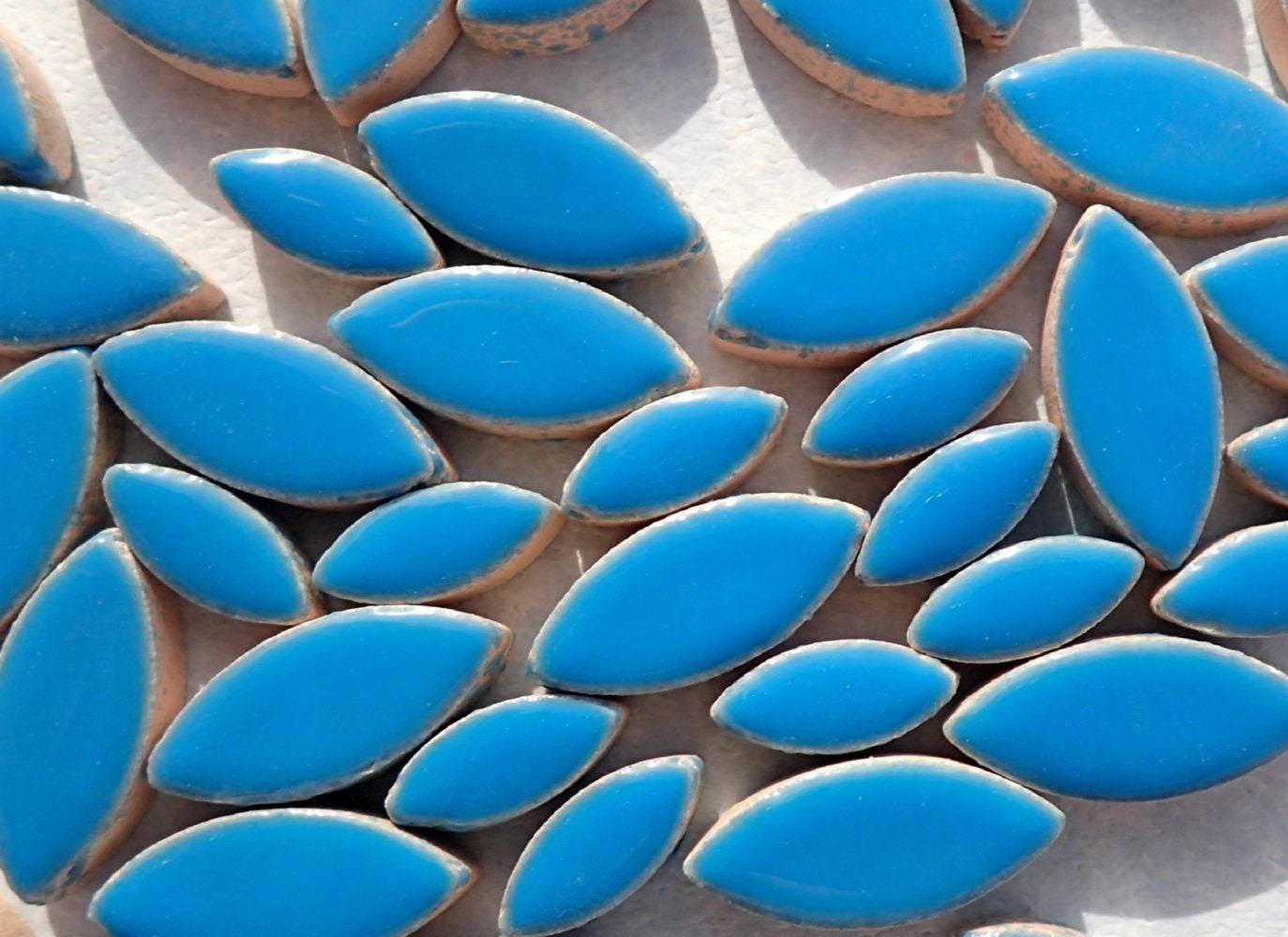 Mediterranean Blue Petals Mosaic Tiles - 50g Ceramic Leaves in Mix of 2 Sizes 1/2" and 3/4" in Thalo Blue
