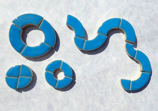 Mediterranean Blue Bullseye Mosaic Tiles - 50g Ceramic Circle Parts in Mix of 3 Sizes in Thalo Blue