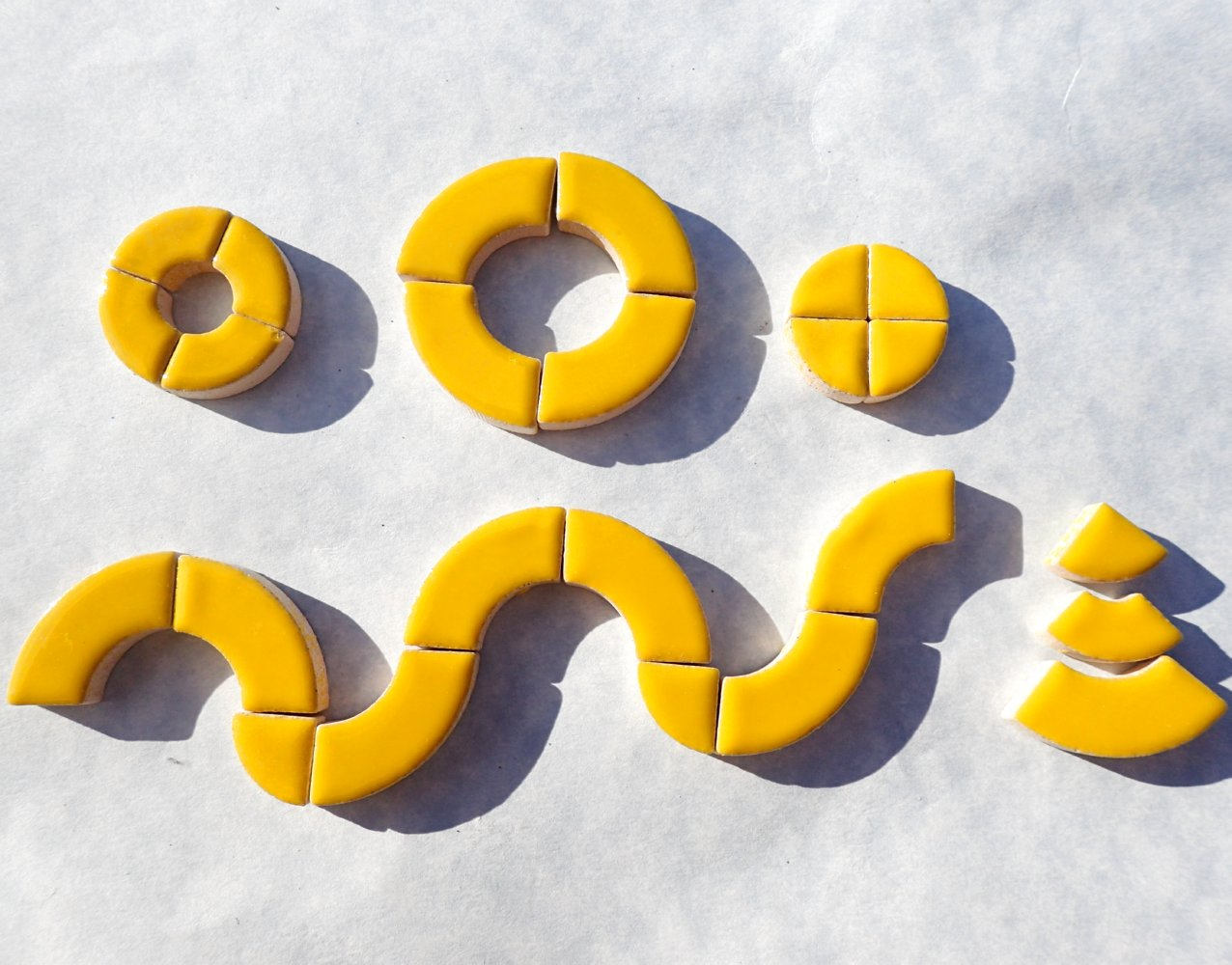 Lemon Yellow Bullseye Mosaic Tiles - 50g Ceramic Circle Parts in Mix of 3 Sizes