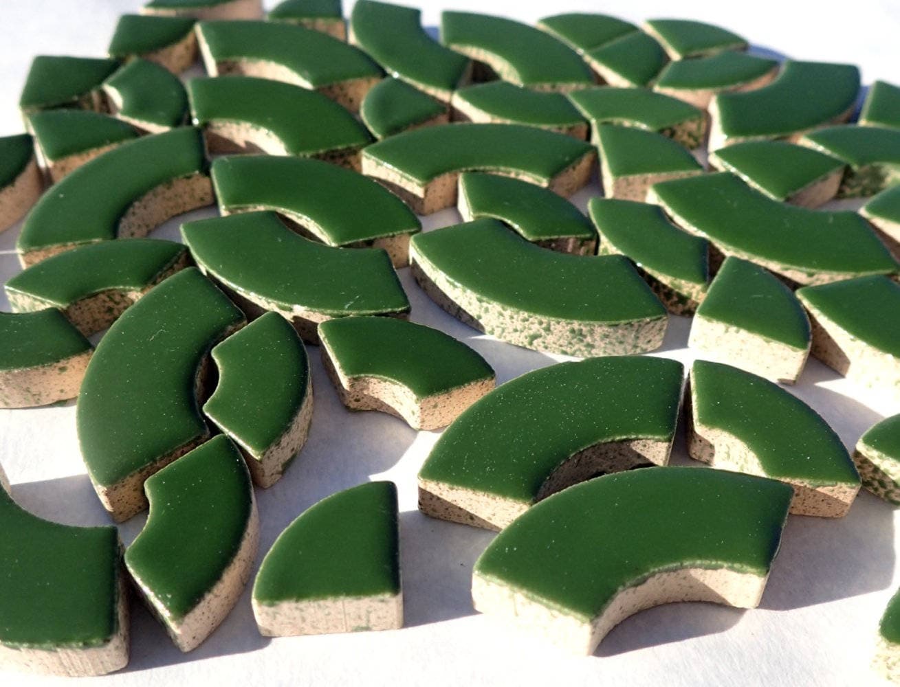 Deep Green Bullseye Mosaic Tiles - 50g Ceramic Circle Parts in Mix of 3 Sizes in Pesto