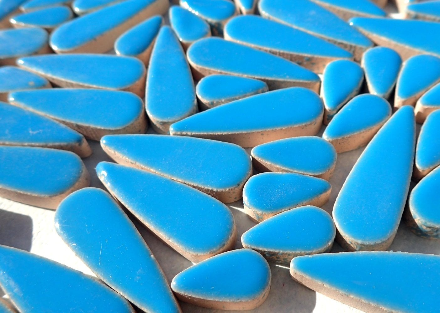 Mediterranean Blue Teardrop Mosaic Tiles - 50g Ceramic Petals in Mix of 2 Sizes 1/2" and 3/5" in Thalo Blue