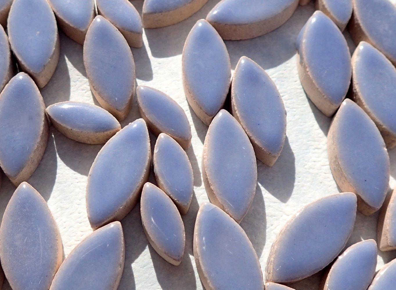 Cornflower Blue Petals Mosaic Tiles - 50g Ceramic Leaves in Mix of 2 Sizes 1/2" and 3/4"