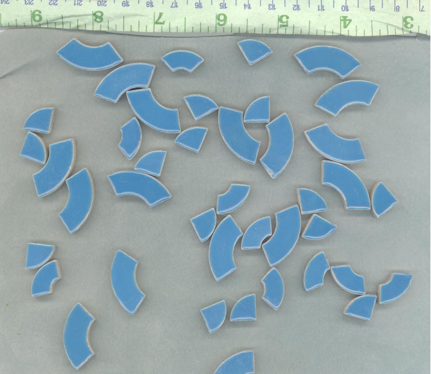 Mediterranean Blue Bullseye Mosaic Tiles - 50g Ceramic Circle Parts in Mix of 3 Sizes in Thalo Blue