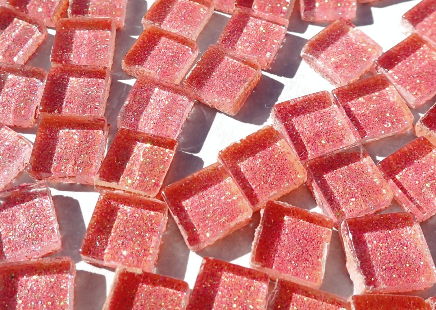 Bubblegum Pink Glitter Tiles - 1 cm - 100g - Over 100 Metallic Glass Tiles