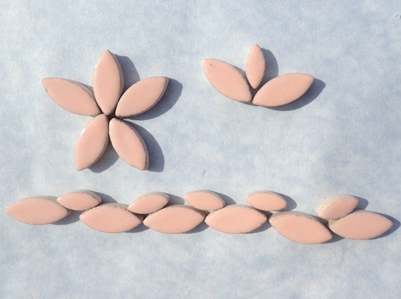 Peach Petals Mosaic Tiles - 50g Ceramic Leaves in Mix of 2 Sizes 1/2" and 3/4" - Pale Light Orange