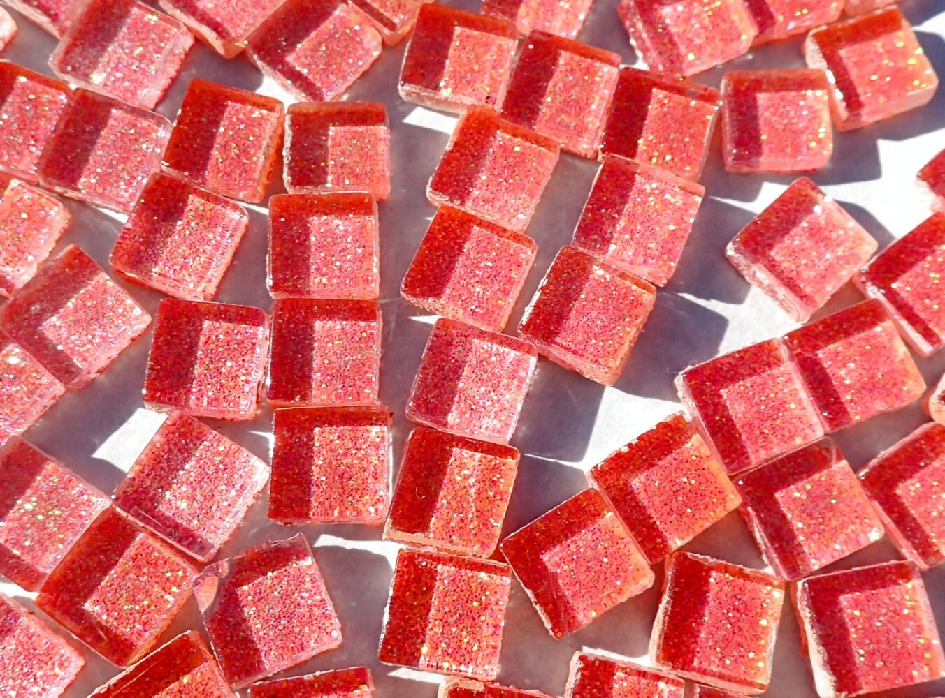 Bubblegum Pink Glitter Tiles - 1 cm - 100g - Over 100 Metallic Glass Tiles