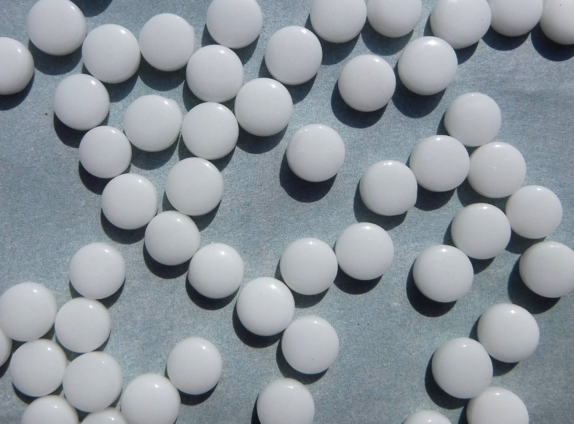 White MINI Glass Drops Mosaic Tiles - 50 grams - Flat Back Marbles Glass Gems