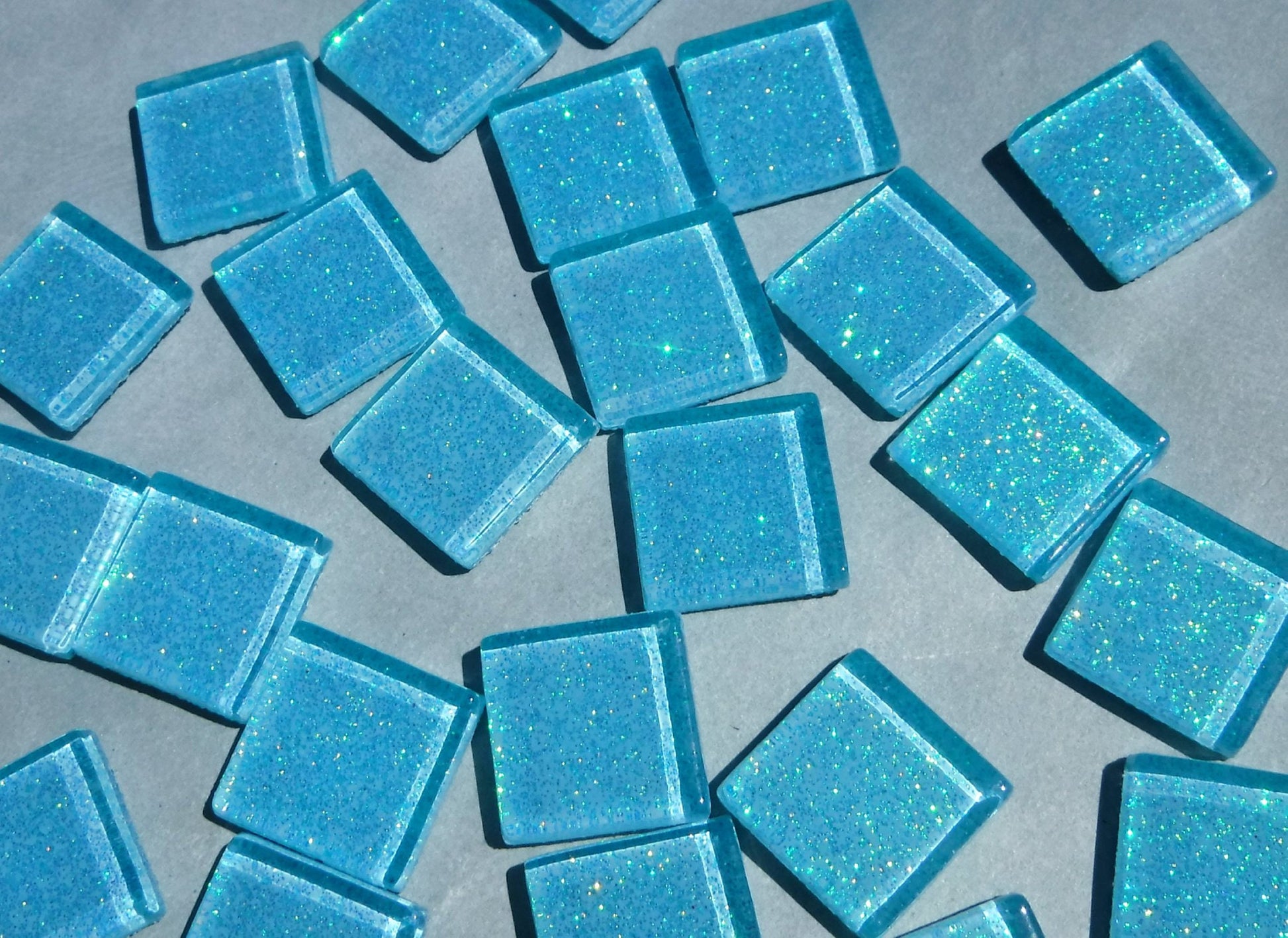 Poolside Blue Glitter Tiles - 20mm Mosaic Tiles - 25 Metallic Glass Tiles