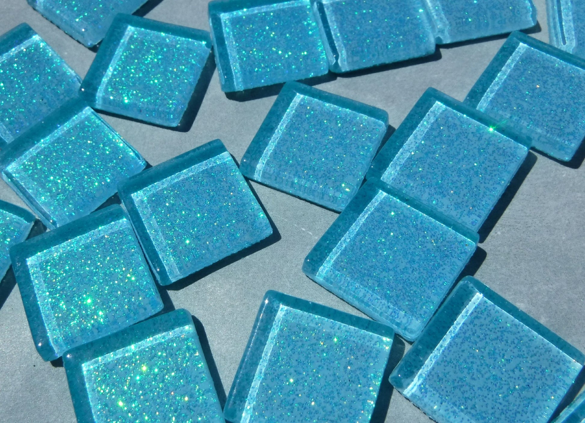 Poolside Blue Glitter Tiles - 20mm Mosaic Tiles - 25 Metallic Glass Tiles