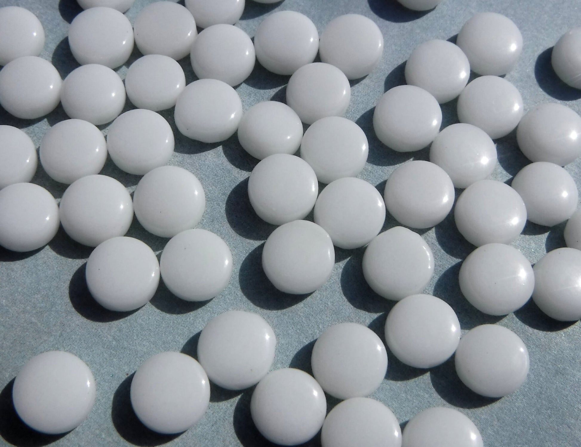 White MINI Glass Drops Mosaic Tiles - 50 grams - Flat Back Marbles Glass Gems