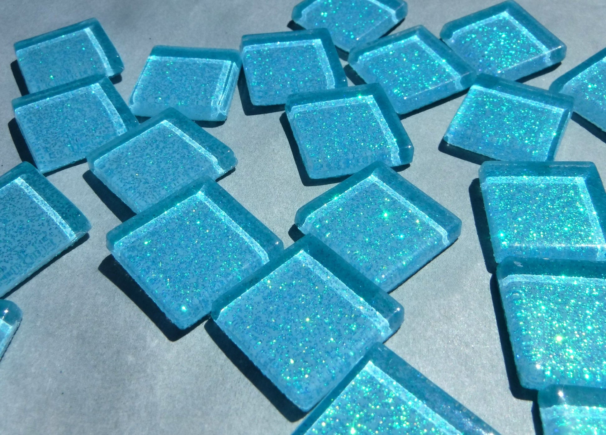Poolside Blue Glitter Tiles - 20mm Mosaic Tiles - 25 Metallic Glass Tiles