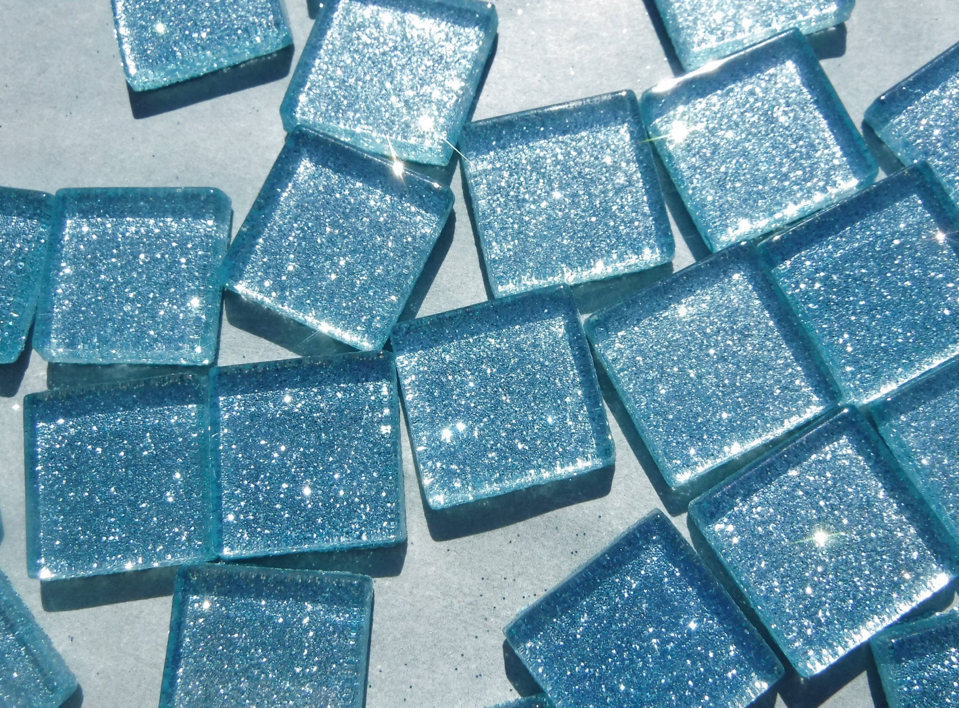 Raindrop Blue Glitter Tiles - 20mm Mosaic Tiles - 25 Metallic Glass Tiles in Light Blue