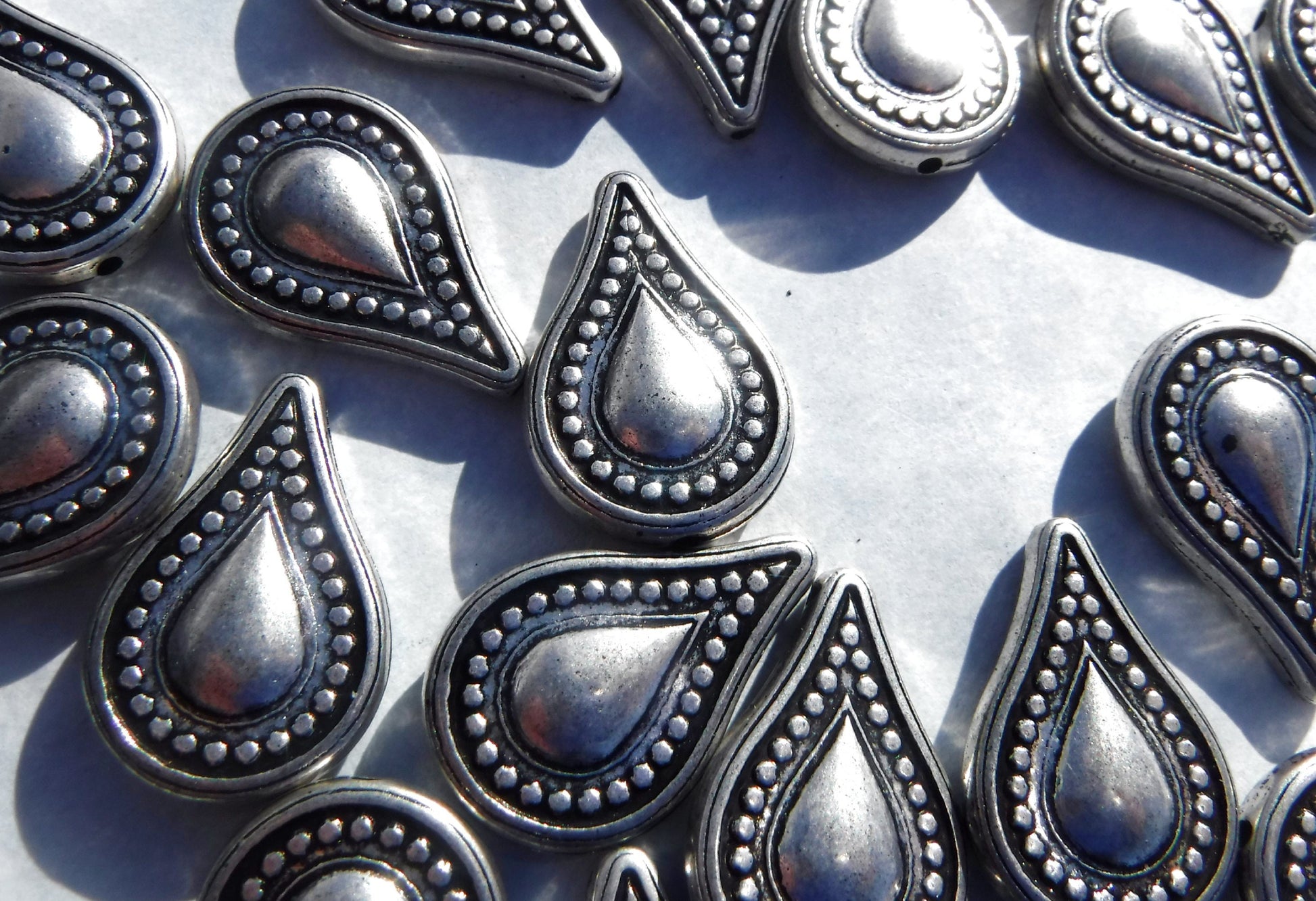 Large Metallic Tear Drop Beads - Silver-Toned 25mm Detailed Beads
