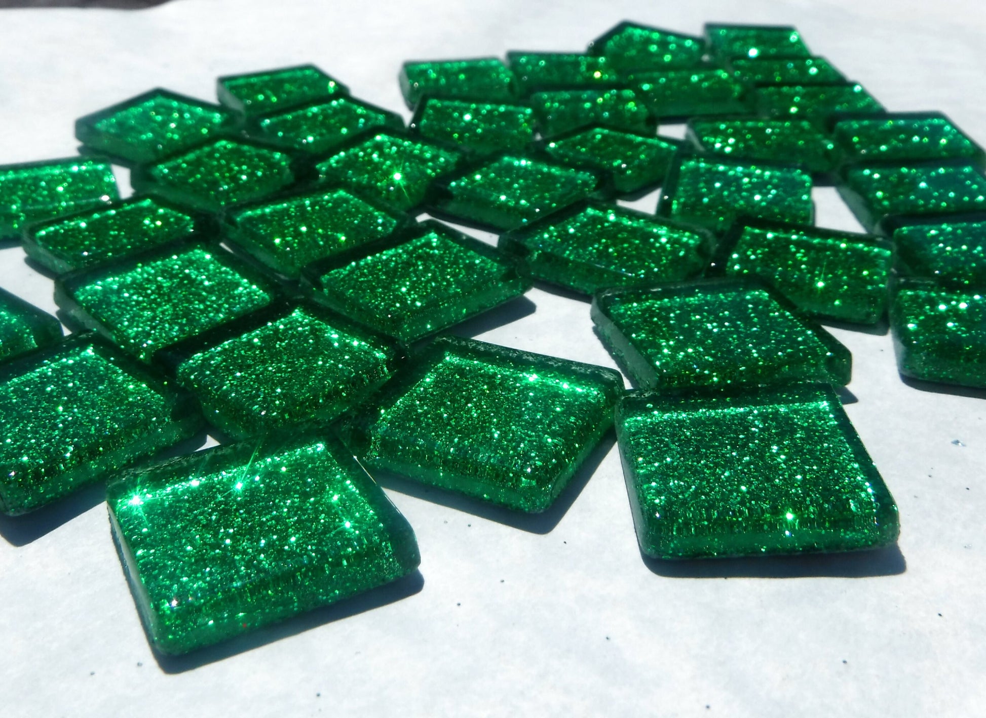Green Glitter Tiles - 20mm Mosaic Tiles - 25 Metallic Glass Tiles