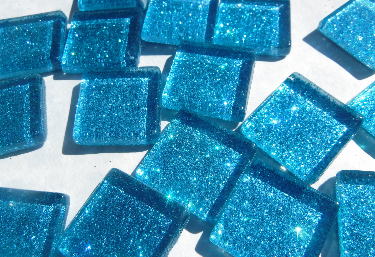 Sky Blue Glitter Tiles - 20mm Mosaic Tiles - 25 Metallic Glass Tiles in Medium Blue