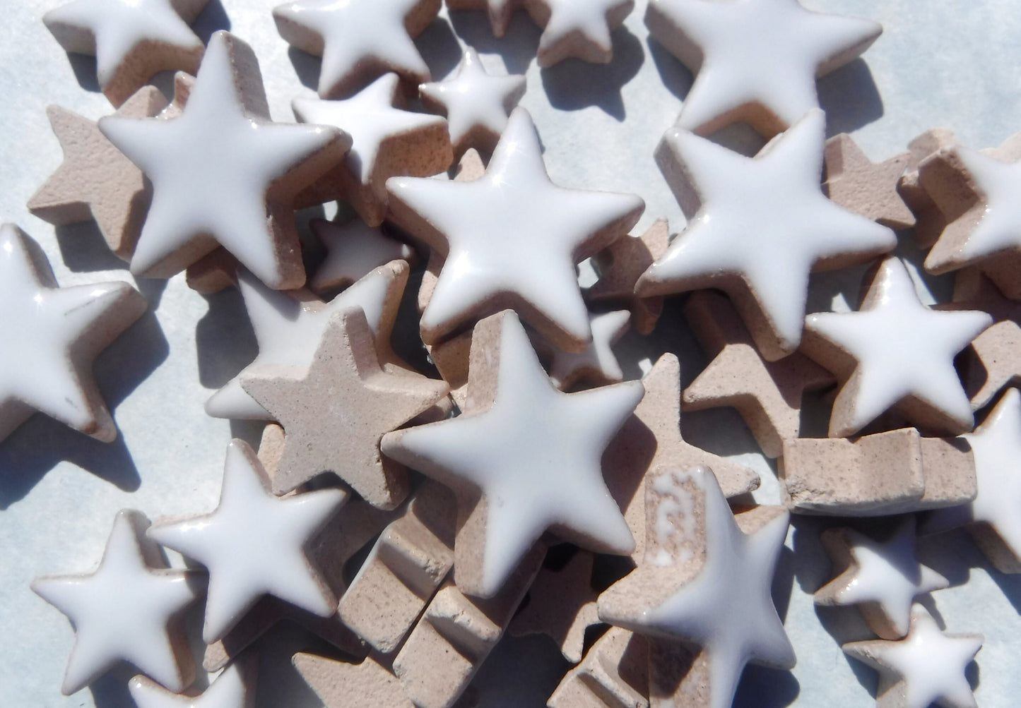 White Stars Mosaic Tiles - 50g Ceramic in Mix of 3 Sizes - 20mm, 15mm, 10mm