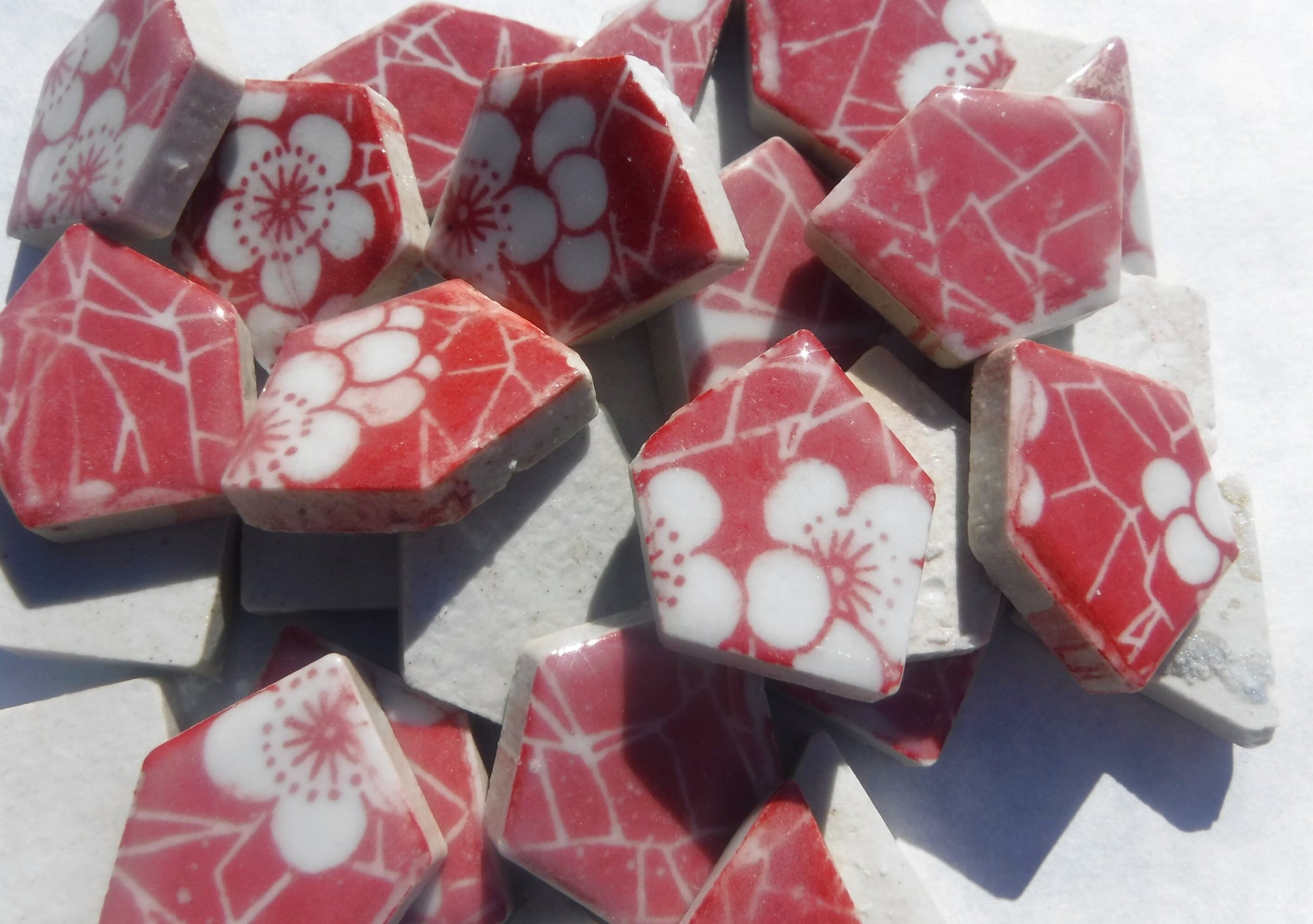 Red with White Flowers - Chunky Mosaic Tiles in Assorted Puzzle Sizes - Half Pound