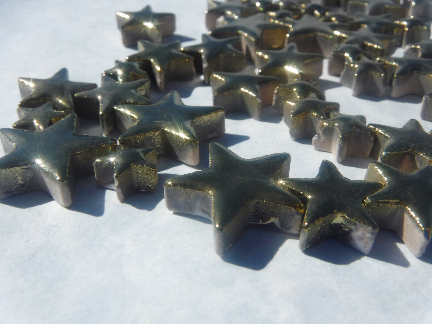 Gold Stars Mosaic Tiles - 50g Ceramic in Mix of 3 Sizes - 20mm, 15mm, 10mm
