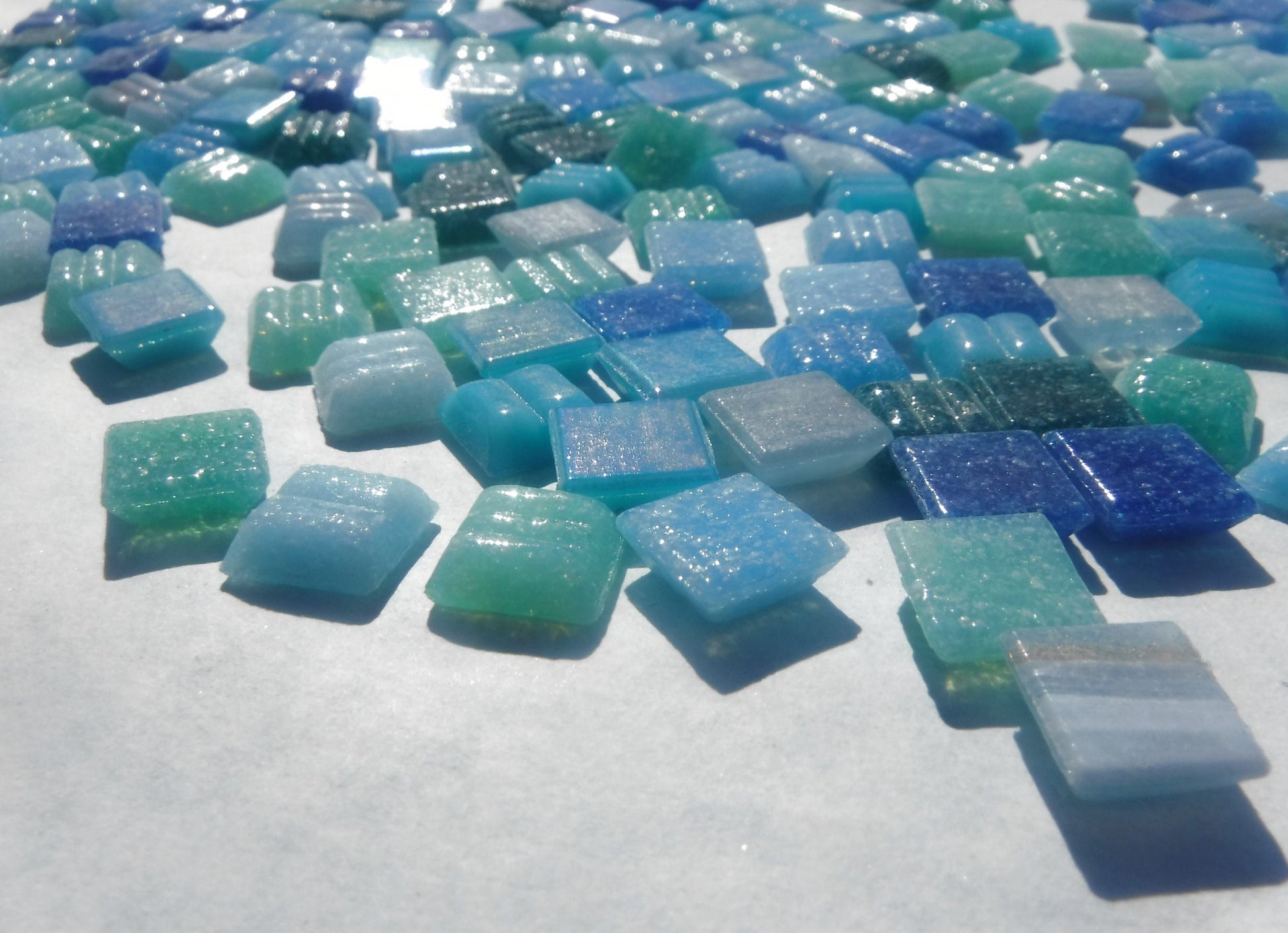 Blue and Green Mix Glass Mosaic Tiles Squares - 1 cm - 100g of Venetian and Vitreous Glass in Aqua Vita Assortment - Approx 140 Tiles