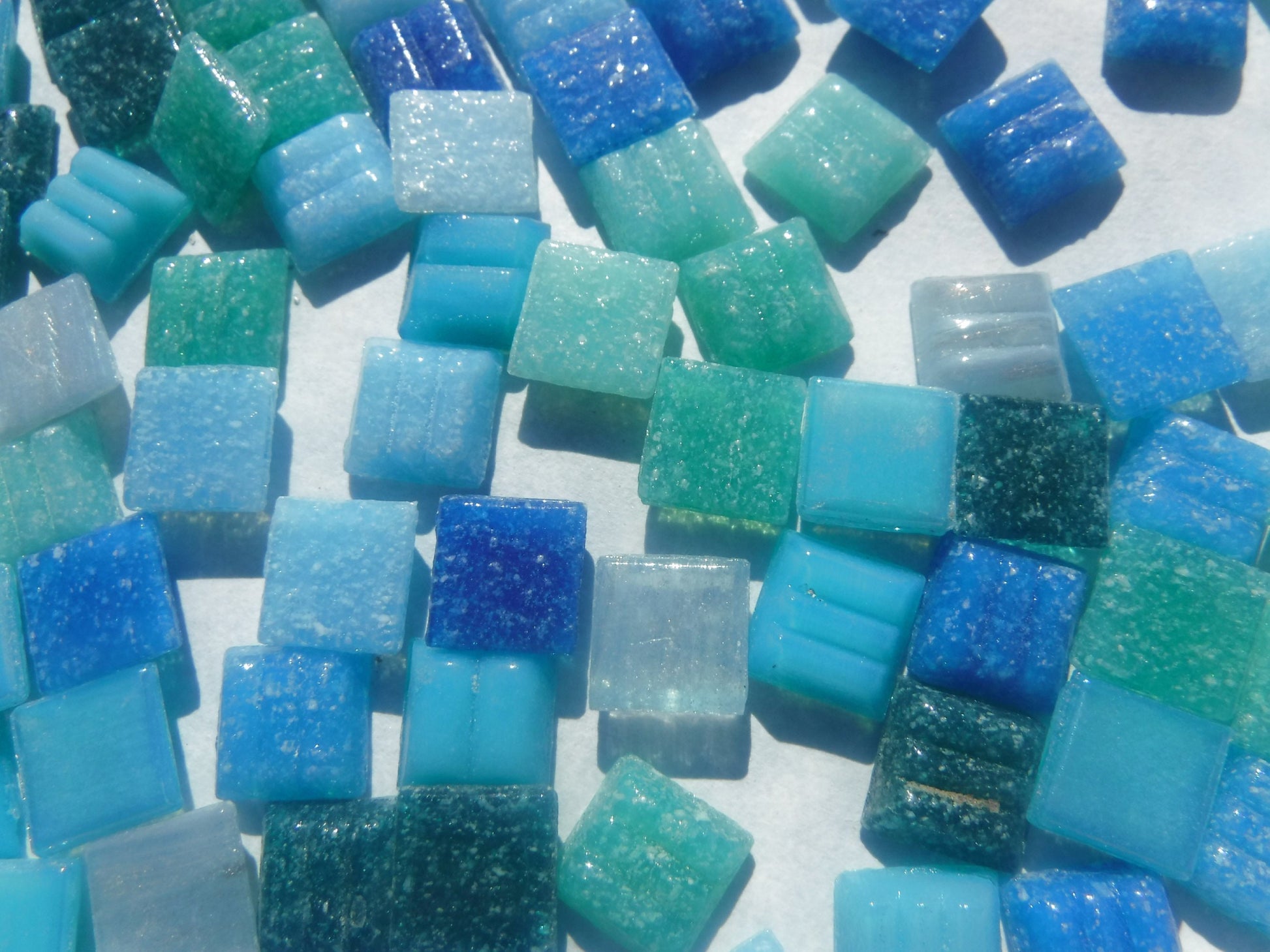 Blue and Green Mix Glass Mosaic Tiles Squares - 1 cm - 100g of Venetian and Vitreous Glass in Aqua Vita Assortment - Approx 140 Tiles