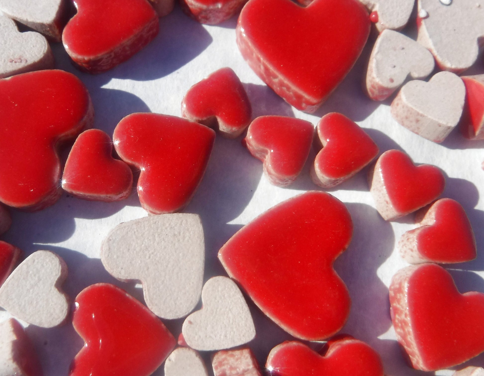 Red Hearts Mosaic Tiles - 50g Ceramic in Mix of 3 Sizes - 20mm, 15mm, 10mm - Poppy Red
