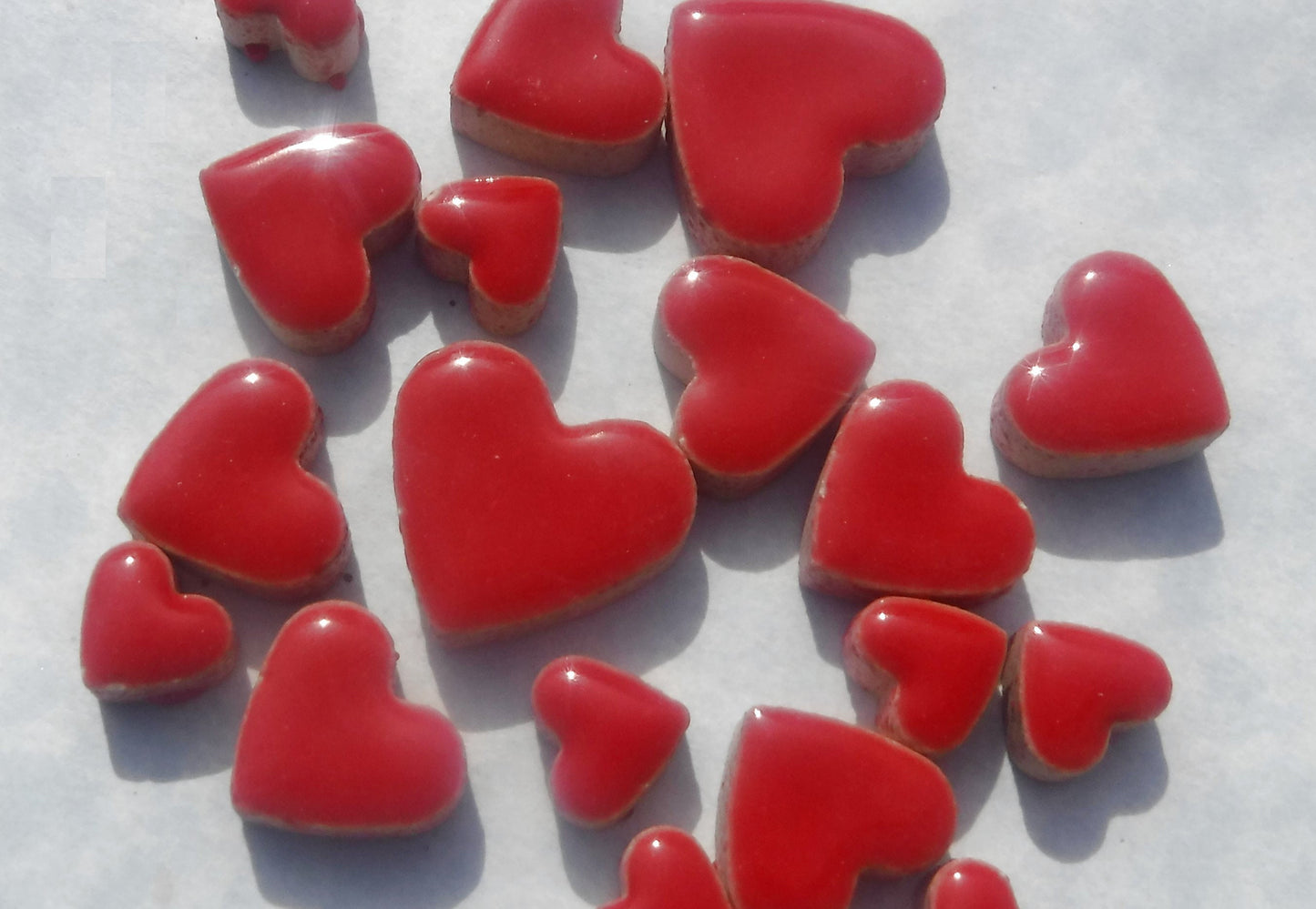 Red Hearts Mosaic Tiles - 50g Ceramic in Mix of 3 Sizes - 20mm, 15mm, 10mm - Poppy Red