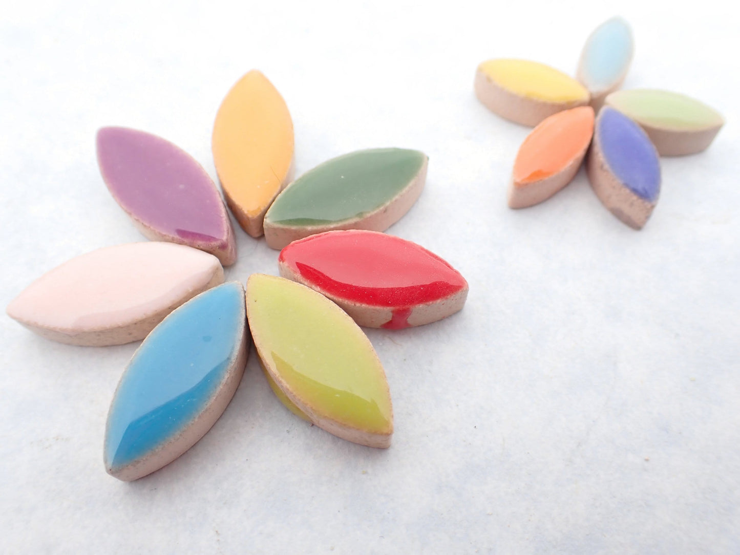 Colorful Mix Petals Mosaic Tiles - 50g Ceramic Leaves in Mix of 2 Sizes 1/2" and 3/4" in Assorted Colors