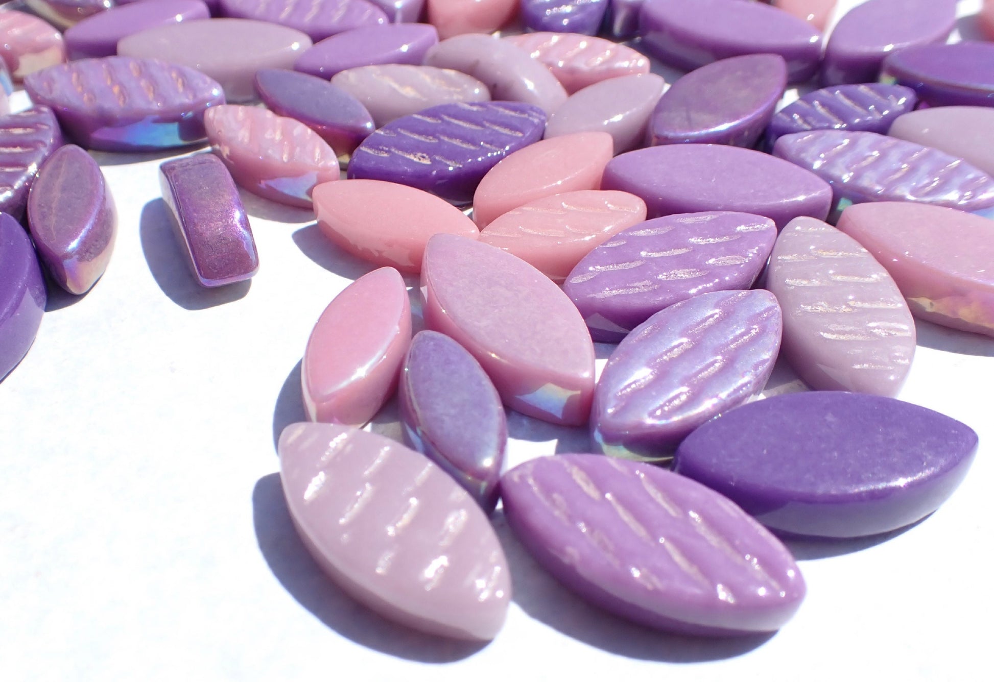 Pink and Purple Glass Leaves - 50g of Petals in 14mm and 19mm Mix of 2 Sizes - Heather