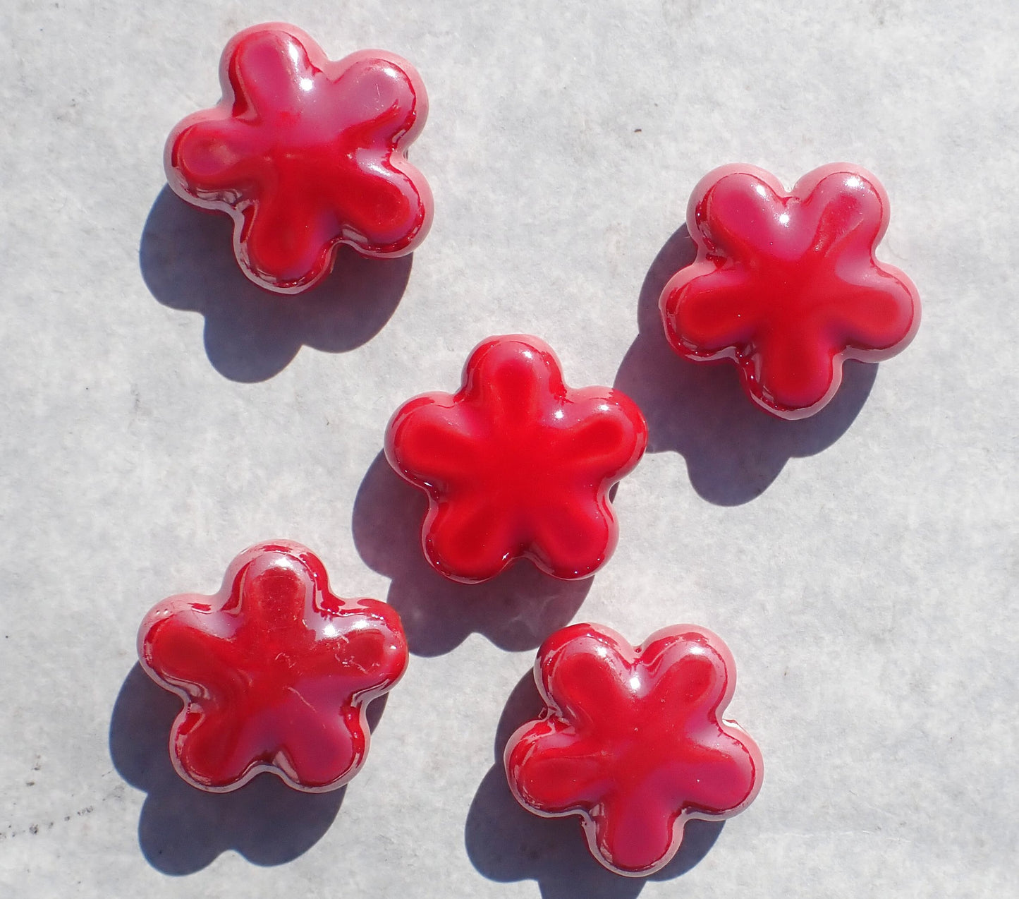 Red Flower Beads - 18mm Ceramic Mosaic Tiles - Five Petal Floral Jewelry Supplies
