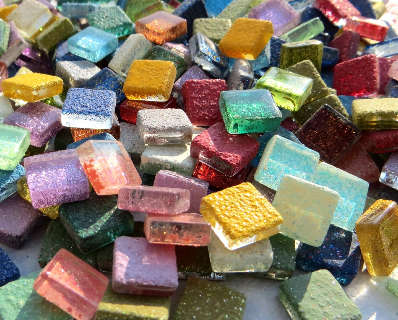 Glitter Tiles - 1 cm - Assorted Colors - 100g - Over 100 Glass Squares