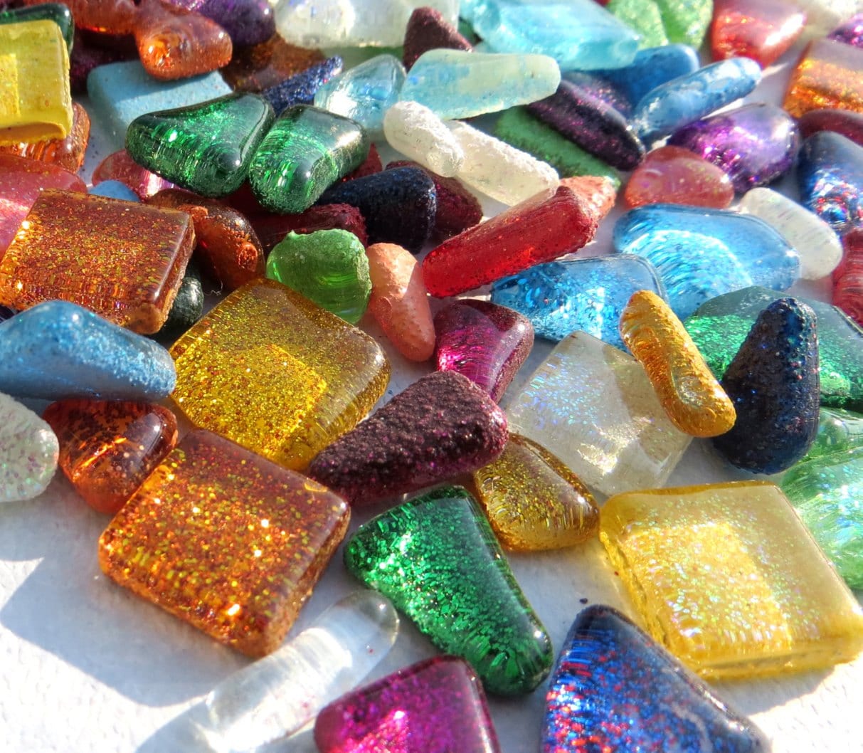 Glitter Puzzle Tiles - Assorted Shapes and Colors - Mosaic Tiles Glass - 100g- Random Geometric Shapes
