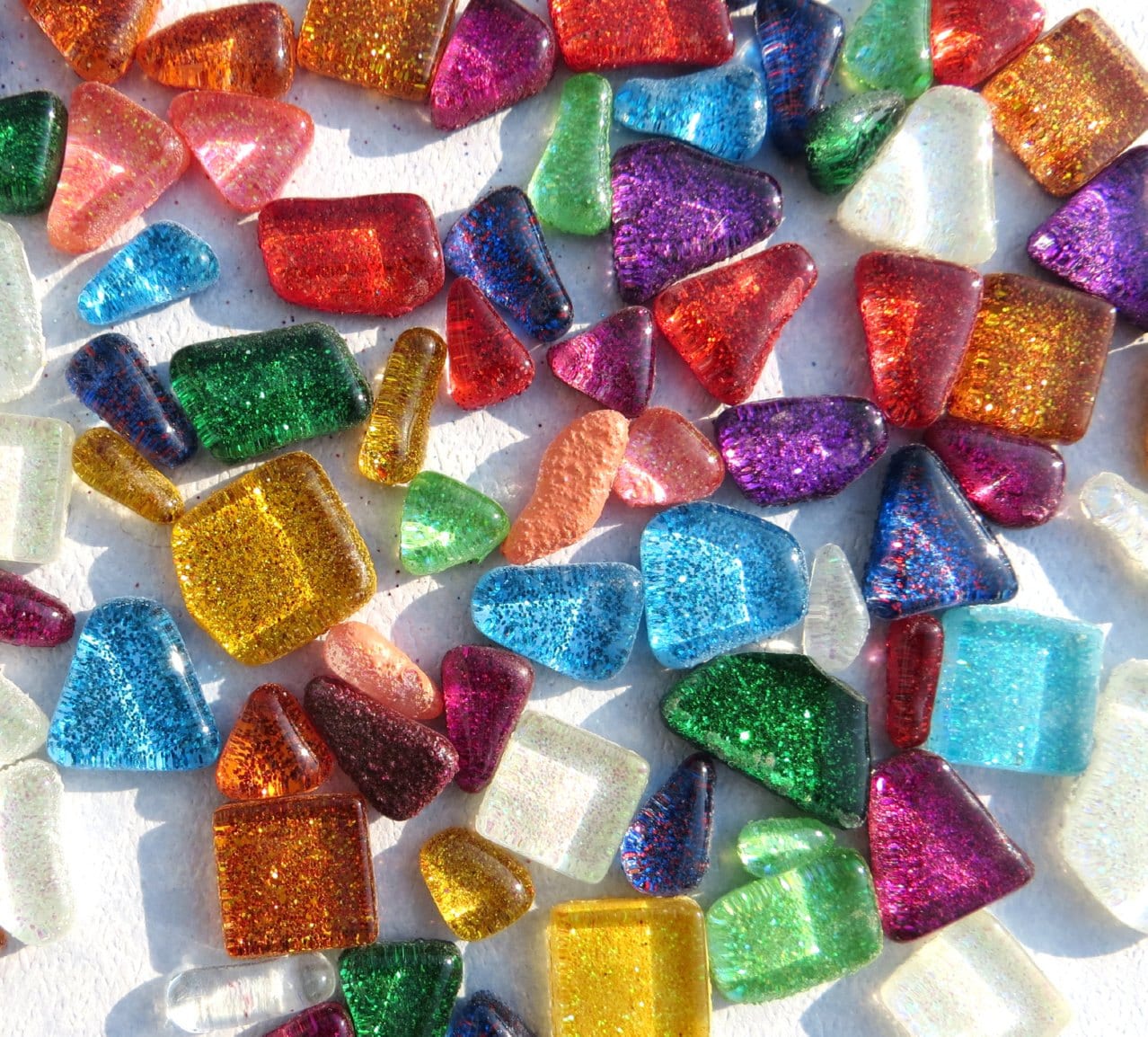 Glitter Puzzle Tiles - Assorted Shapes and Colors - Mosaic Tiles Glass - 100g- Random Geometric Shapes
