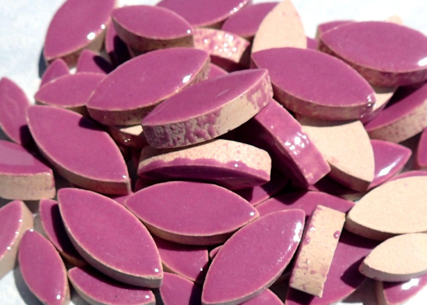 Purple Petals Mosaic Tiles - 50g Ceramic Leaves in Mix of 2 Sizes 1/2" and 3/4"