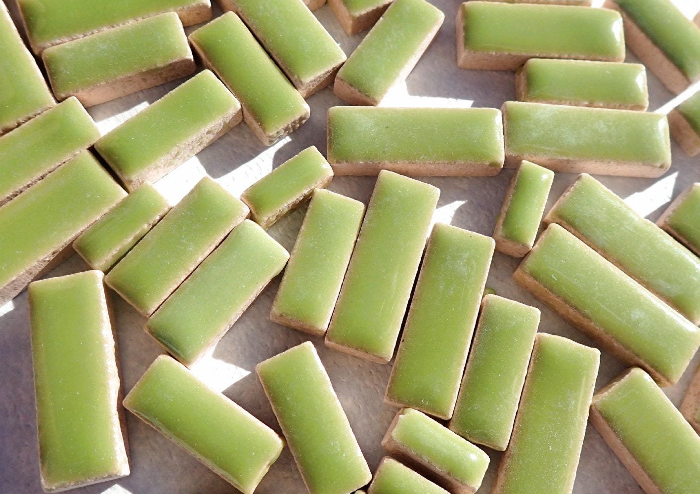 Kiwi Green Mini Rectangles Mosaic Tiles - 50g Ceramic in Mix of 3 Sizes 1/2" and 3/4"