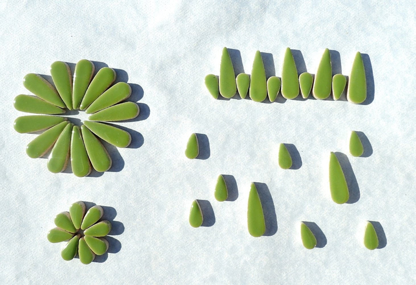 Kiwi Green Teardrop Mosaic Tiles - 50g Ceramic Drops in Mix of 2 Sizes 1/2" and 3/5"