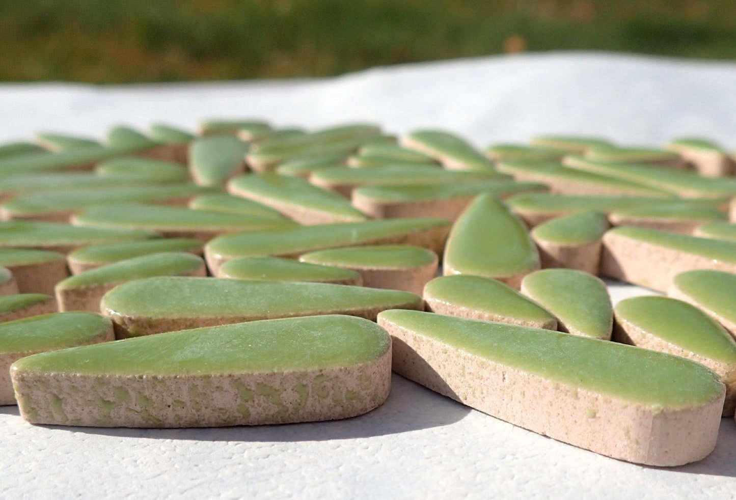 Kiwi Green Teardrop Mosaic Tiles - 50g Ceramic Drops in Mix of 2 Sizes 1/2" and 3/5"