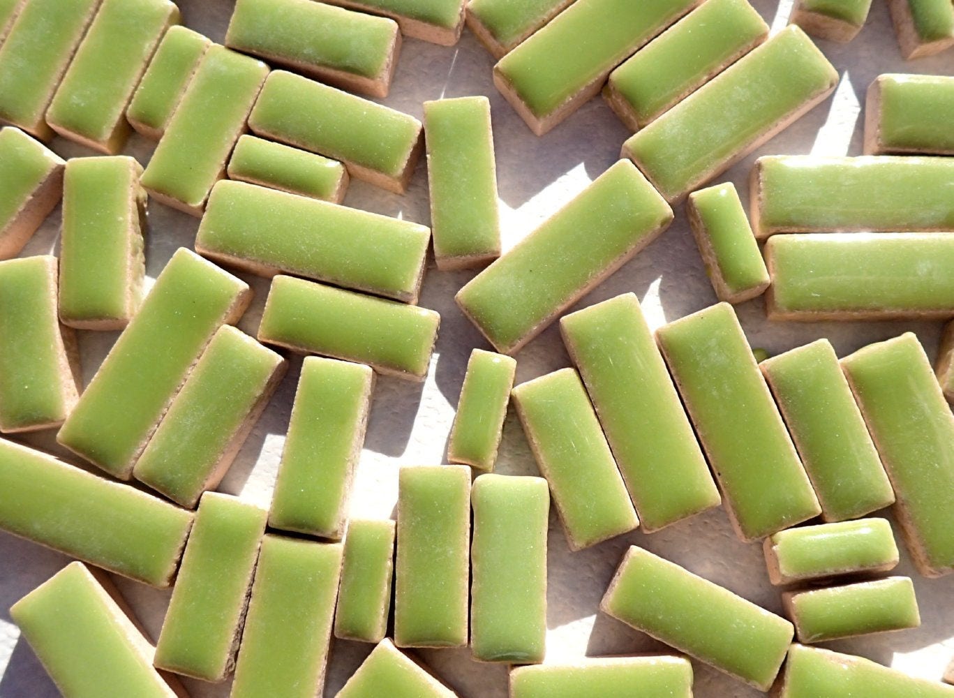 Kiwi Green Mini Rectangles Mosaic Tiles - 50g Ceramic in Mix of 3 Sizes 1/2" and 3/4"