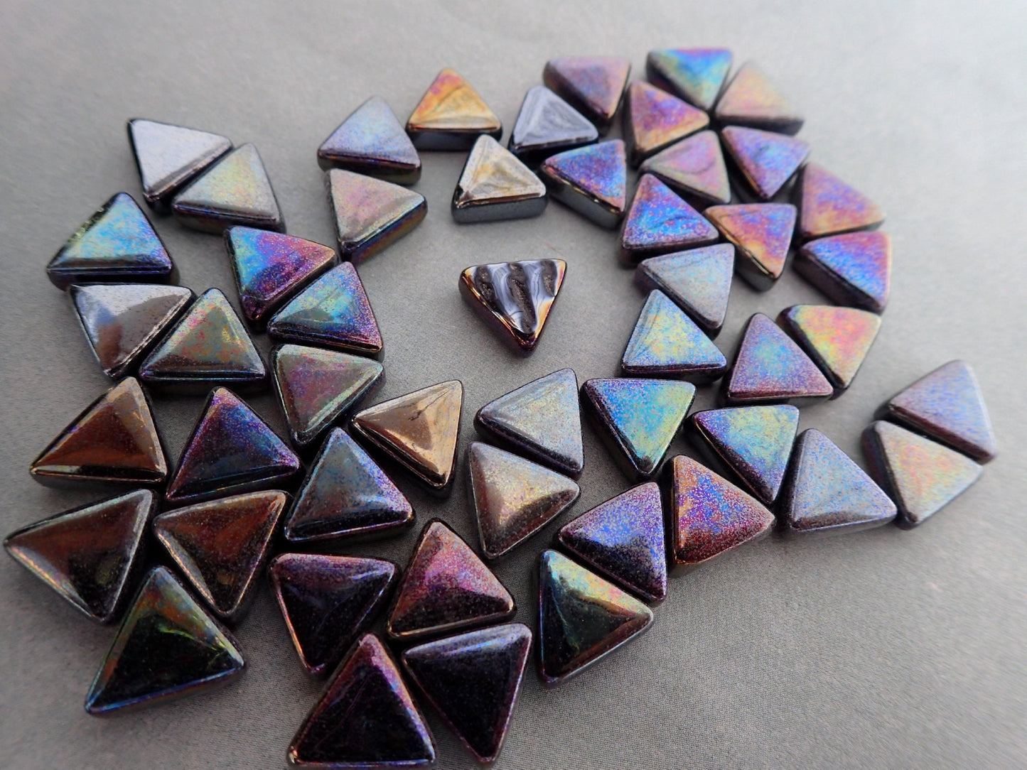 Small Black Iridescent Triangle Glass Mosaic Tiles - 10mm - 50g - Approx 70 Pieces
