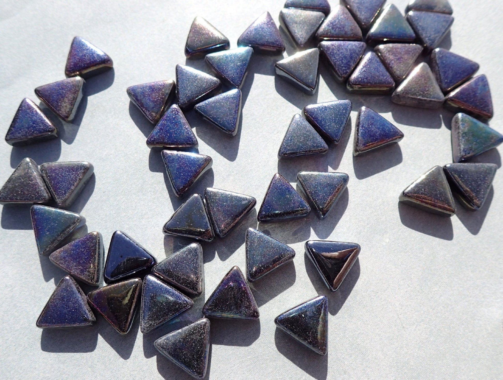 Small Black Iridescent Triangle Glass Mosaic Tiles - 10mm - 50g - Approx 70 Pieces