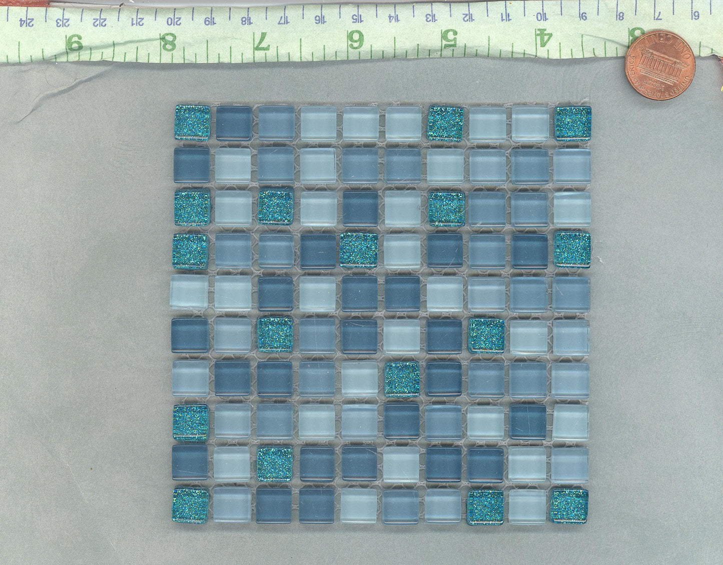 Teal Mix Glass and Glitter Tiles - 1 cm - Shades of Dark and Light Teal - 100 Tiles for Mosaic Projects and Jewelry