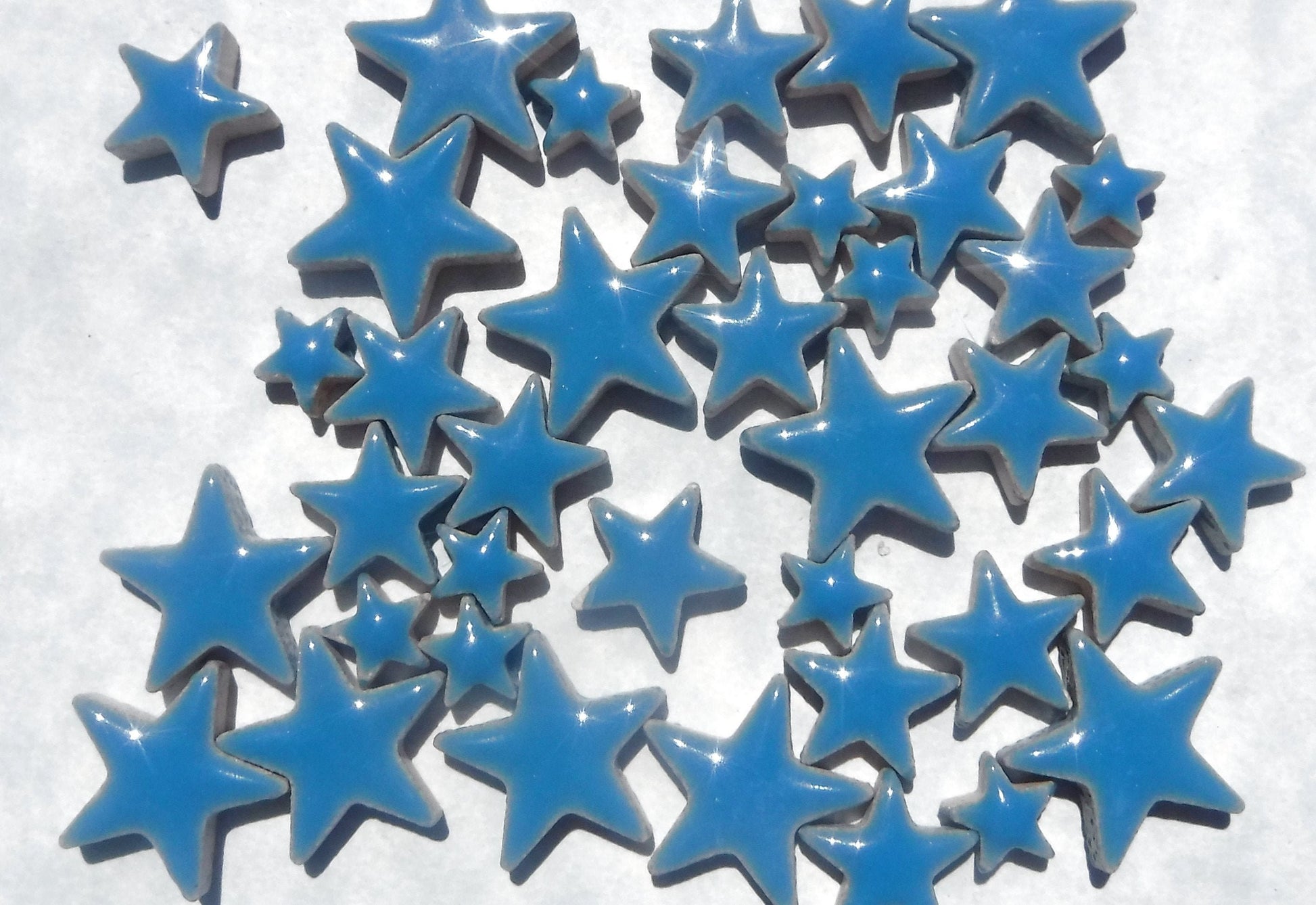 Mediterranean Blue Stars Mosaic Tiles - 50g Ceramic in Mix of 3 Sizes - 20mm, 15mm, 10mm - Thalo Blue