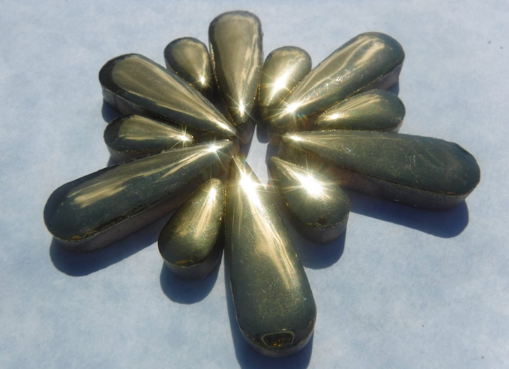 Gold Metallic Teardrop Mosaic Tiles - 50g Ceramic Petals in Mix of 2 Sizes 1/2" and 3/5"