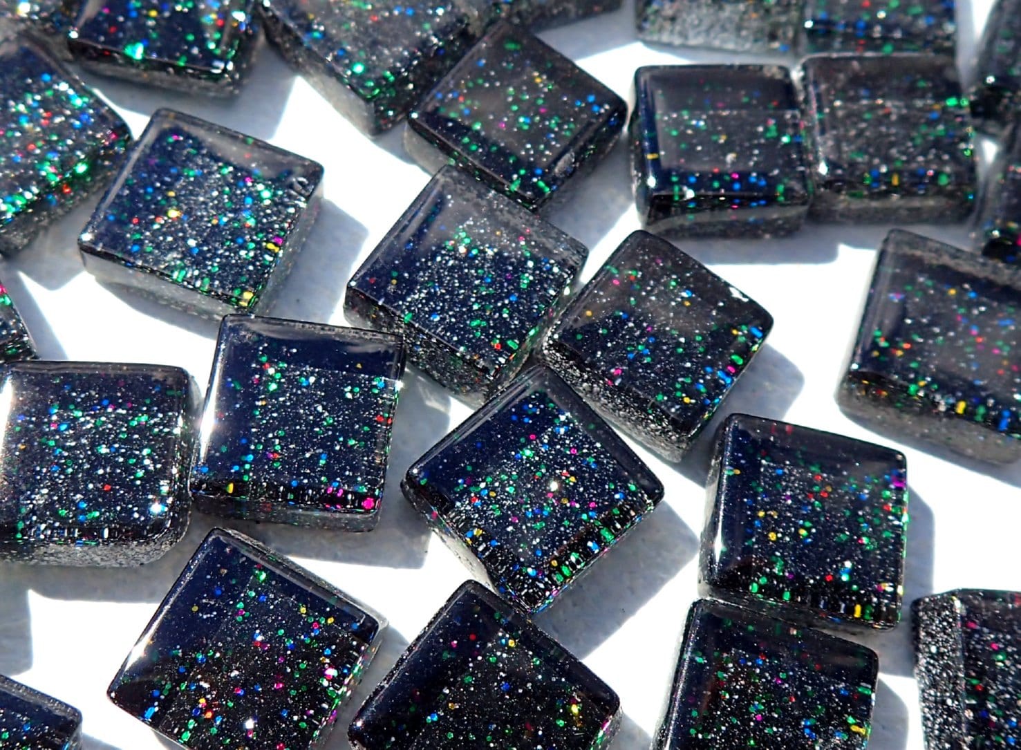 Black Glitter Tiles with Multi Colors - 1 cm Squares - 100g - City Lig ...